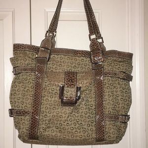Large guess purse!